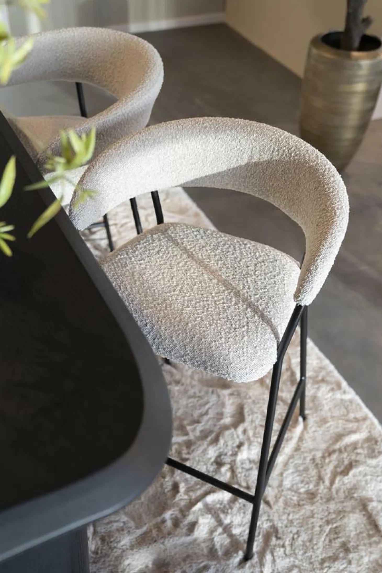 Barkruk Luka Bouclé - taupe (zithoogte 68cm) - Loft24.nl