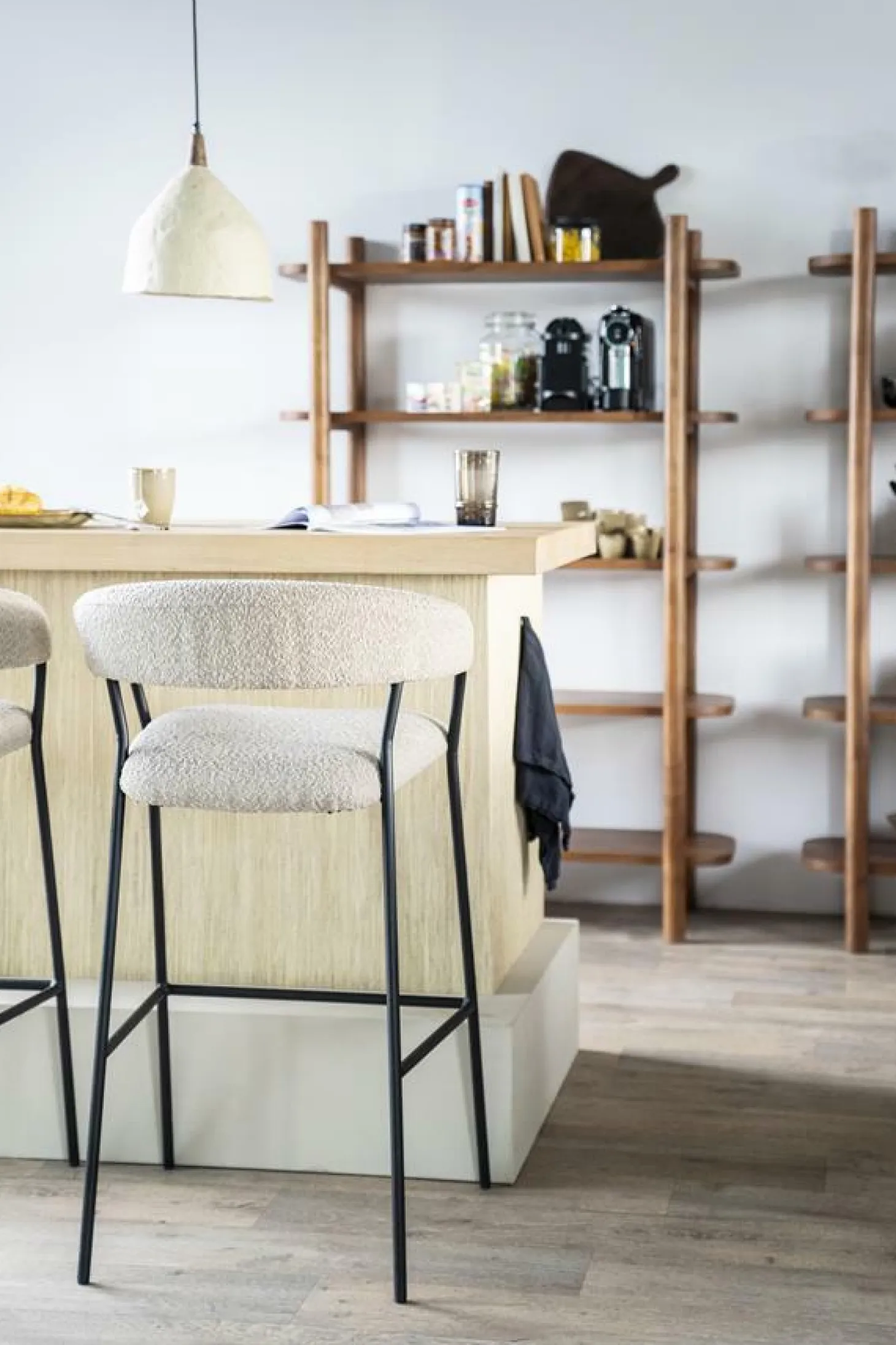 Barkruk Luka Bouclé - taupe (zithoogte 68cm) - Loft24.nl