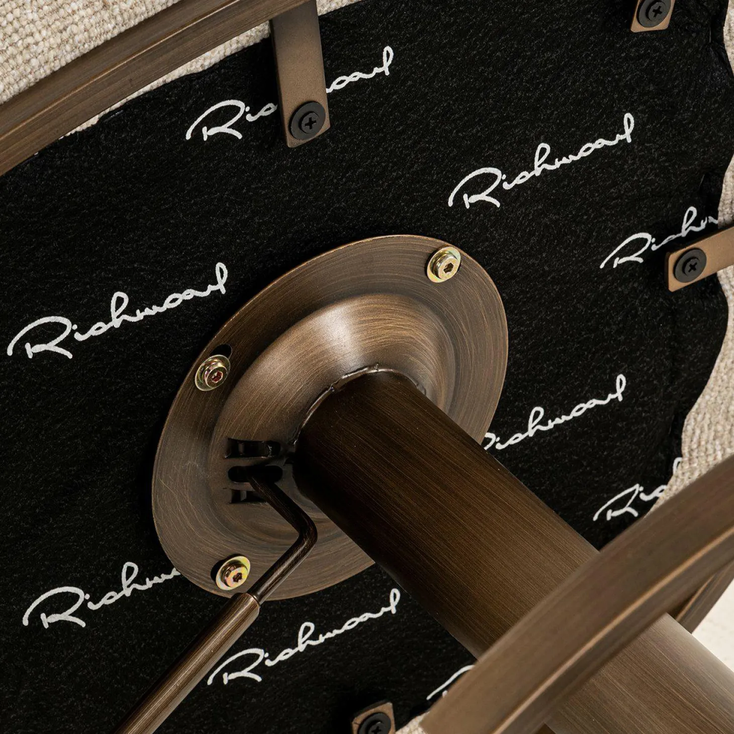 Barstoel Cheyenne - Biscotti - Loft24.nl