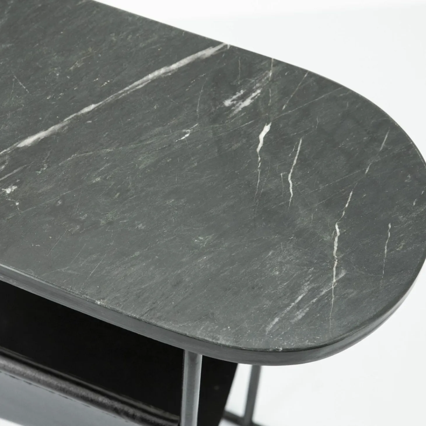 Bijzettafel Daily Marmer met tijdschriftenrek - zwart - Loft24.nl