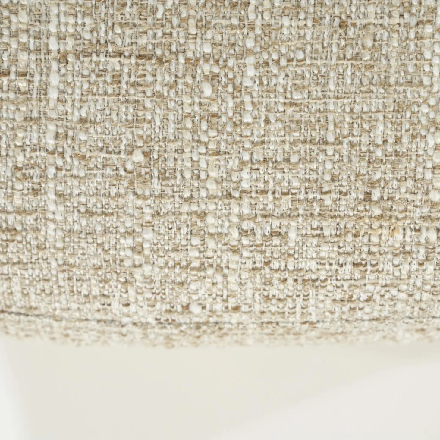 Draaibare Eetkamerstoel Connor Eiken onderstel kleur Beige - Loft24.nl