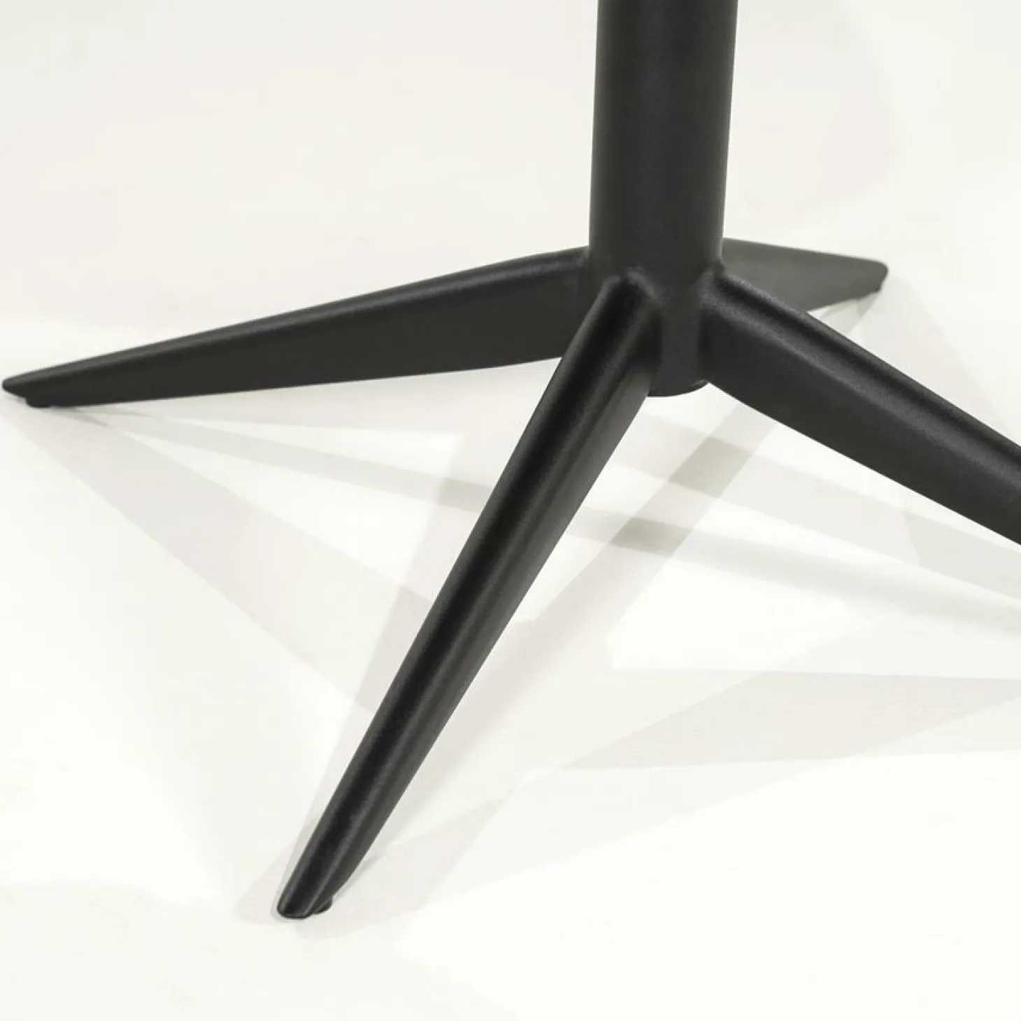 Draaibare Eetkamerstoel Nol Bouclé - Taupe - Loft24.nl