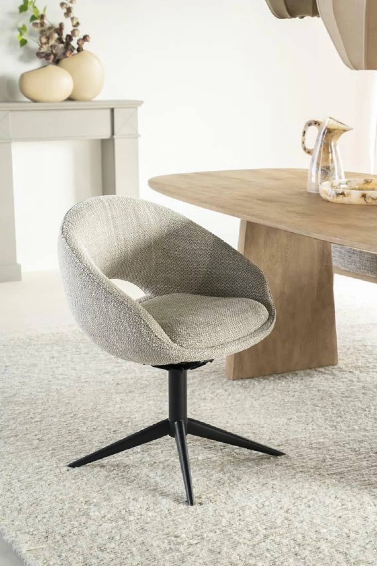 Draaibare Eetkamerstoel Nol Bouclé - Taupe - Loft24.nl