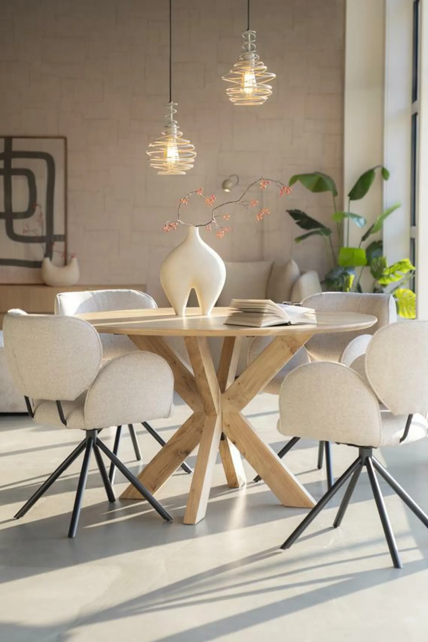 Draaibare Eetkamerstoel Rosalin - Beige - Loft24.nl