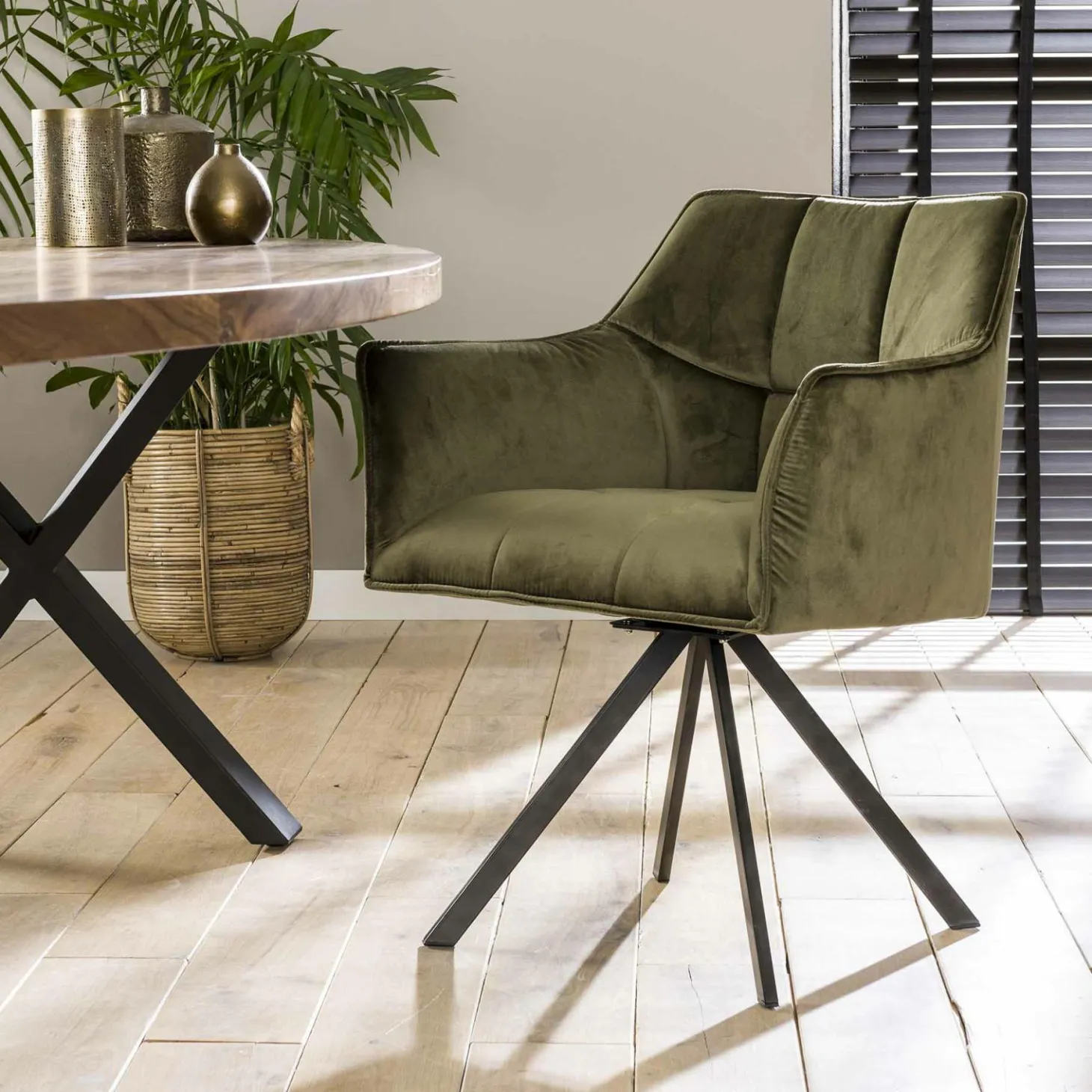 Draaibare Eetkamerstoel Raster Velvet – Groen - Loft24.nl