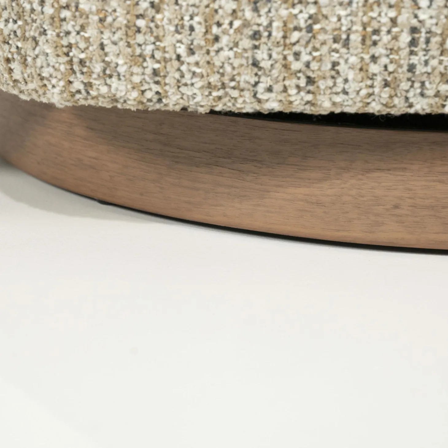 Draaifauteuil Jordan Grove Bouclé - Beige - Loft24.nl