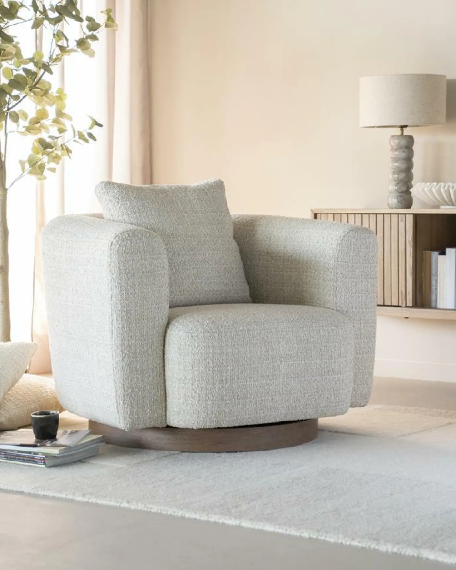 Draaifauteuil Jordan Grove Bouclé - Beige - Loft24.nl