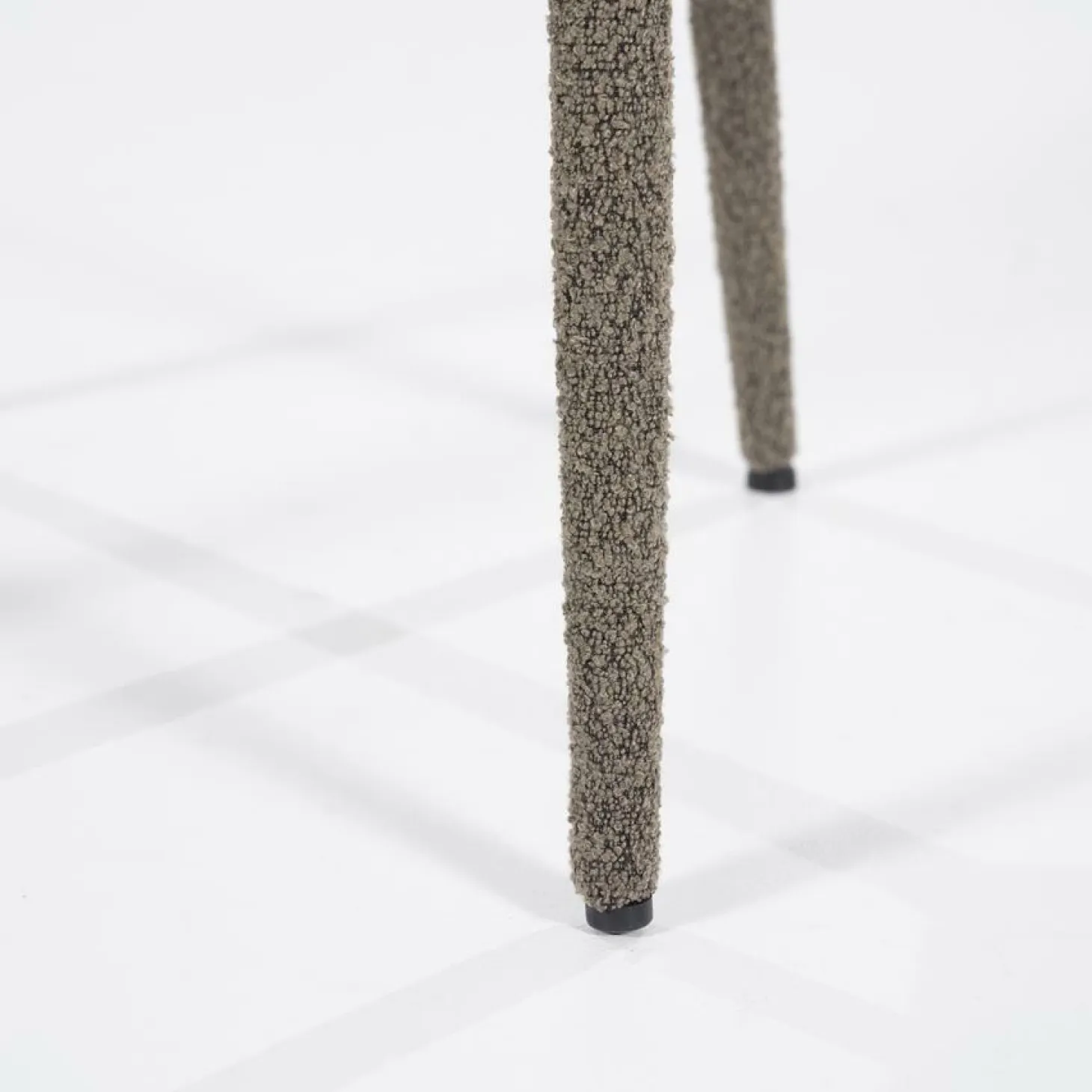 Eetkamerstoel Fika Bouclé - kleur Bruin - Loft24.nl