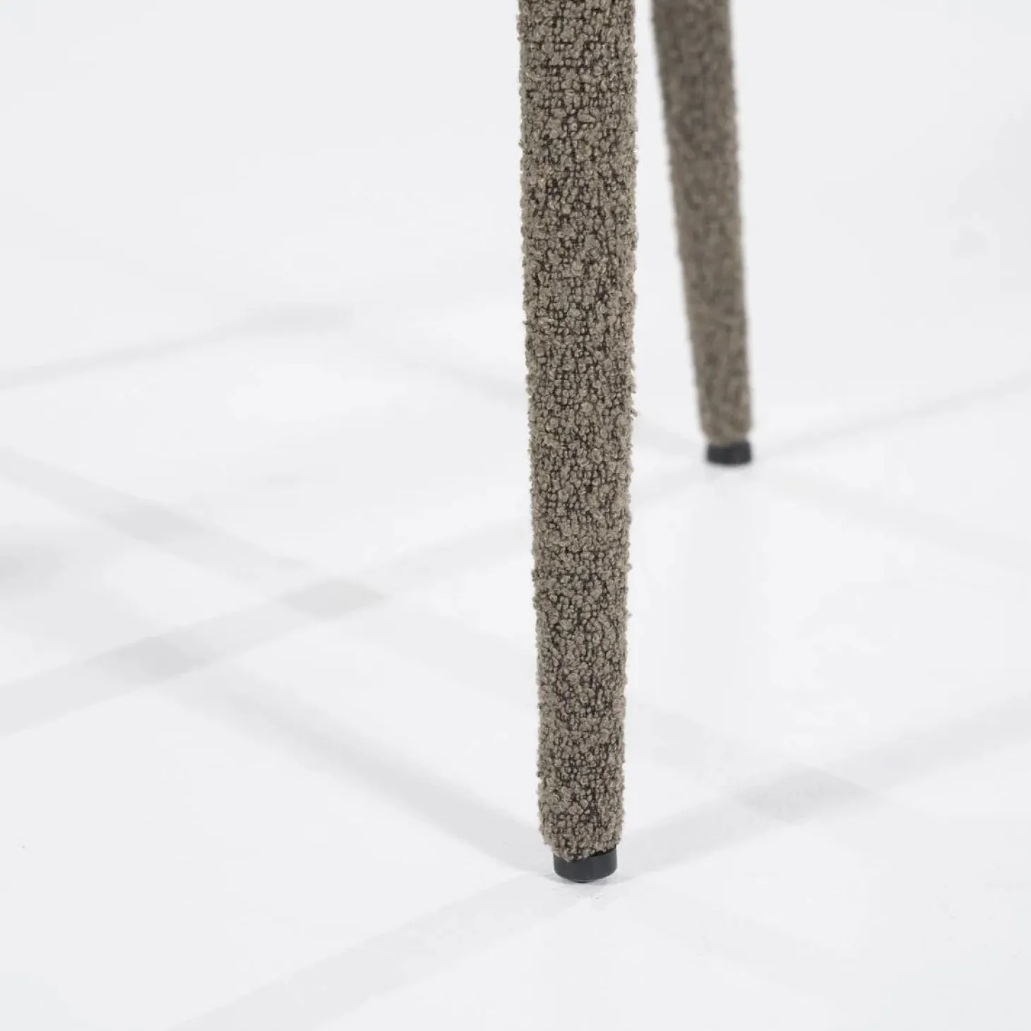 Eetkamerstoel Fika Bouclé - kleur Bruin - Loft24.nl