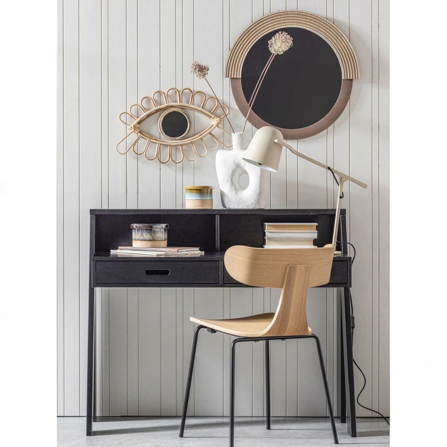 Eetkamerstoel Form met zwarte poot - Naturel - Loft24.nl