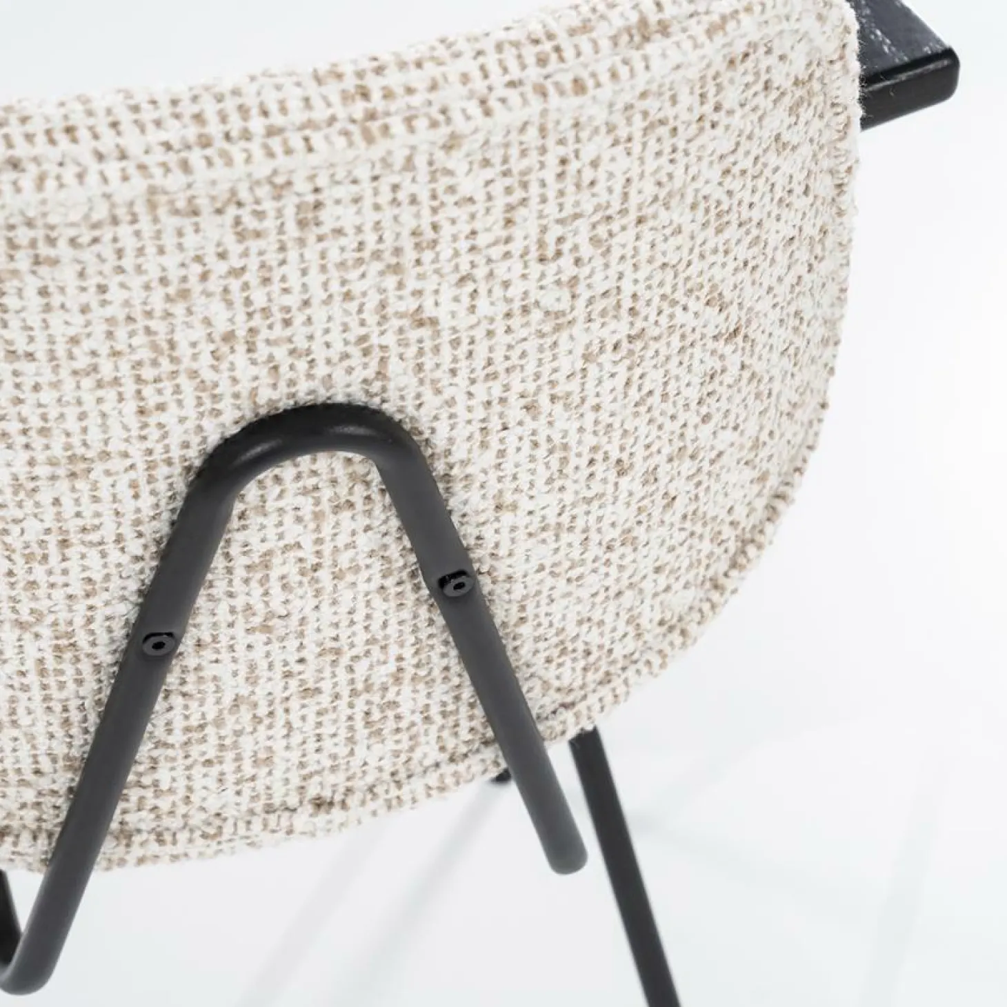 Eetkamerstoel Jon met armleuning - Beige - Loft24.nl