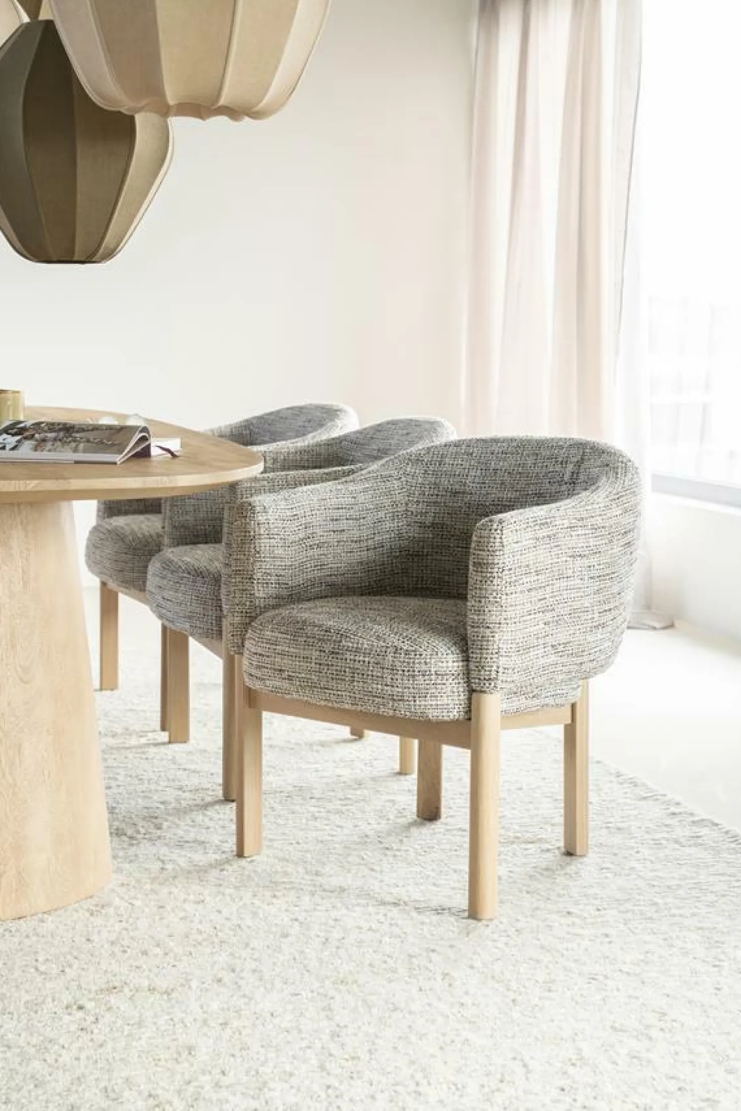 Eetkamerstoel Micha Geweven stof en eikenhout - Taupe - Loft24.nl