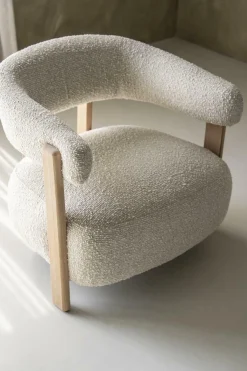 Fauteuil Lola Bouclé en eikenhout - Beige - Loft24.nl