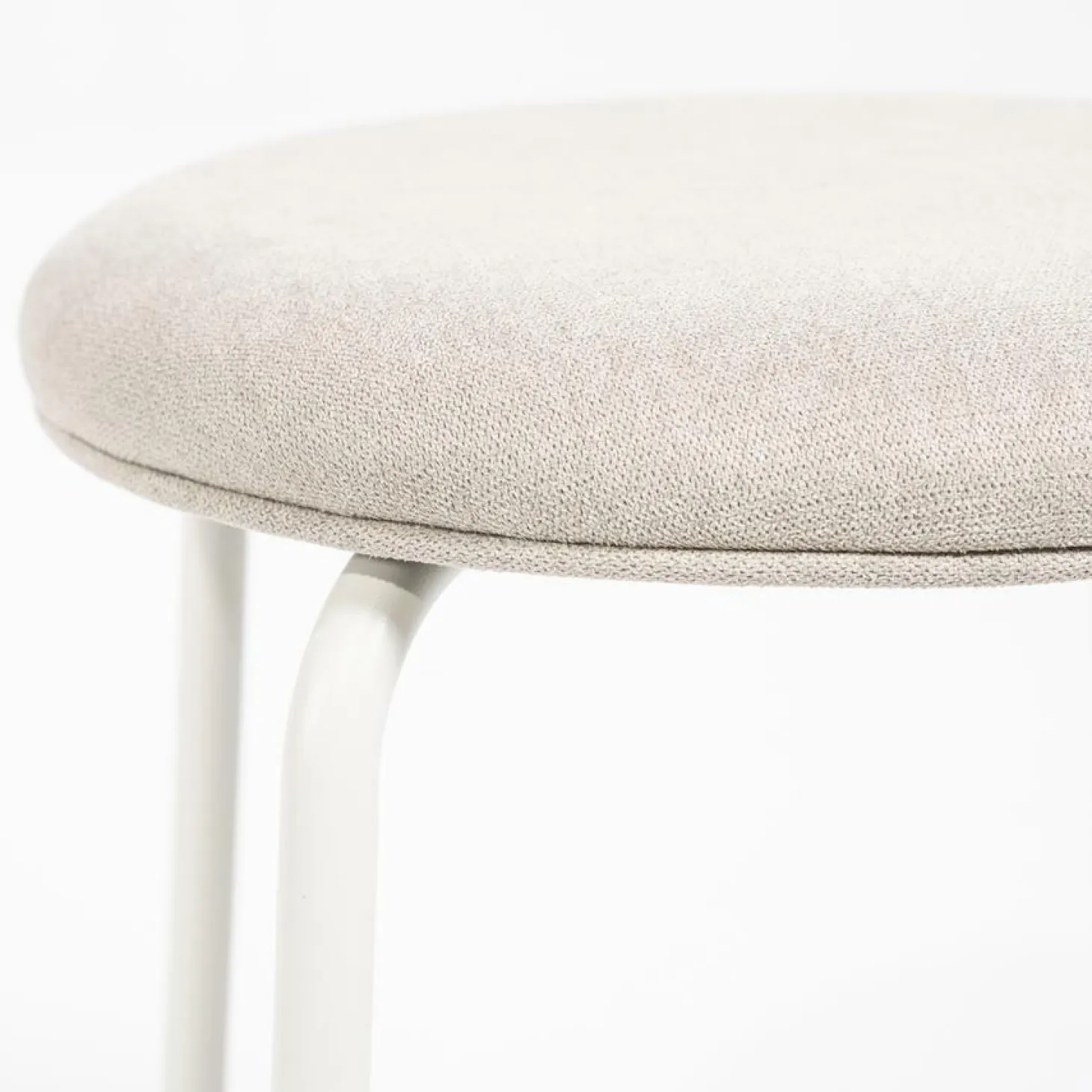 Kruk Skola - Beige (zithoogte 47 cm) - Loft24.nl