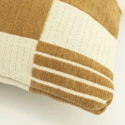 Kussen Twist 45x45 cm - Mosterd - Loft24.nl