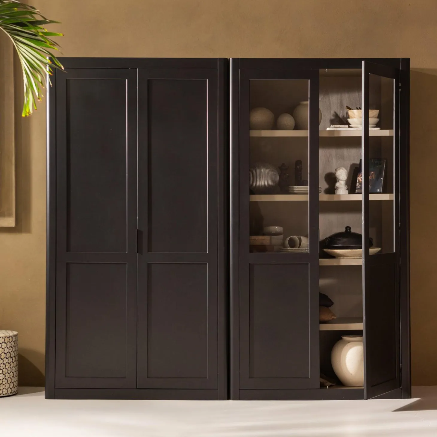 Opbergkast Gunnar Grenenhout, 217 x 120cm, kleur Mat Zwart - Loft24.nl