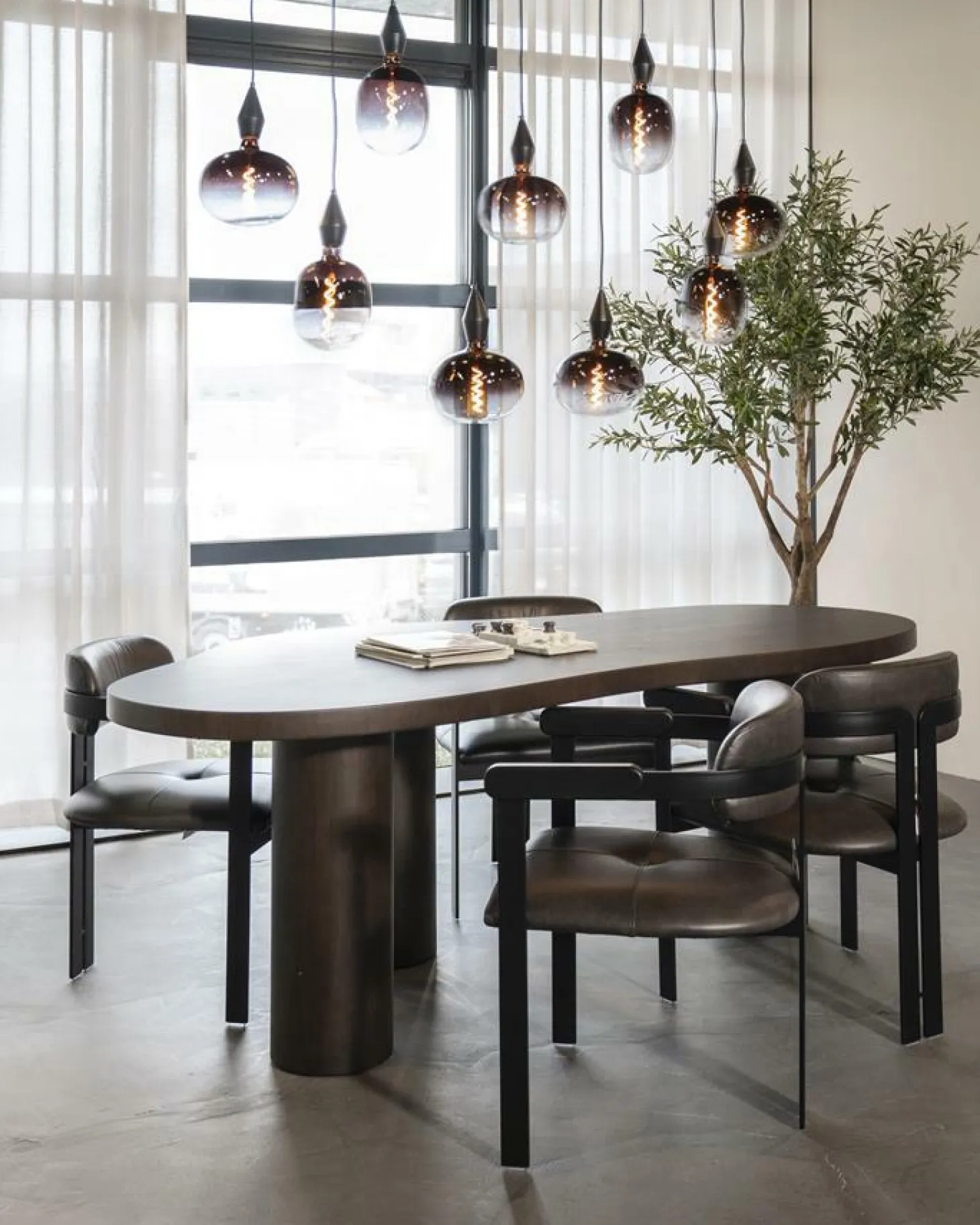 Organische Eettafel Bobbie - Loft24.nl