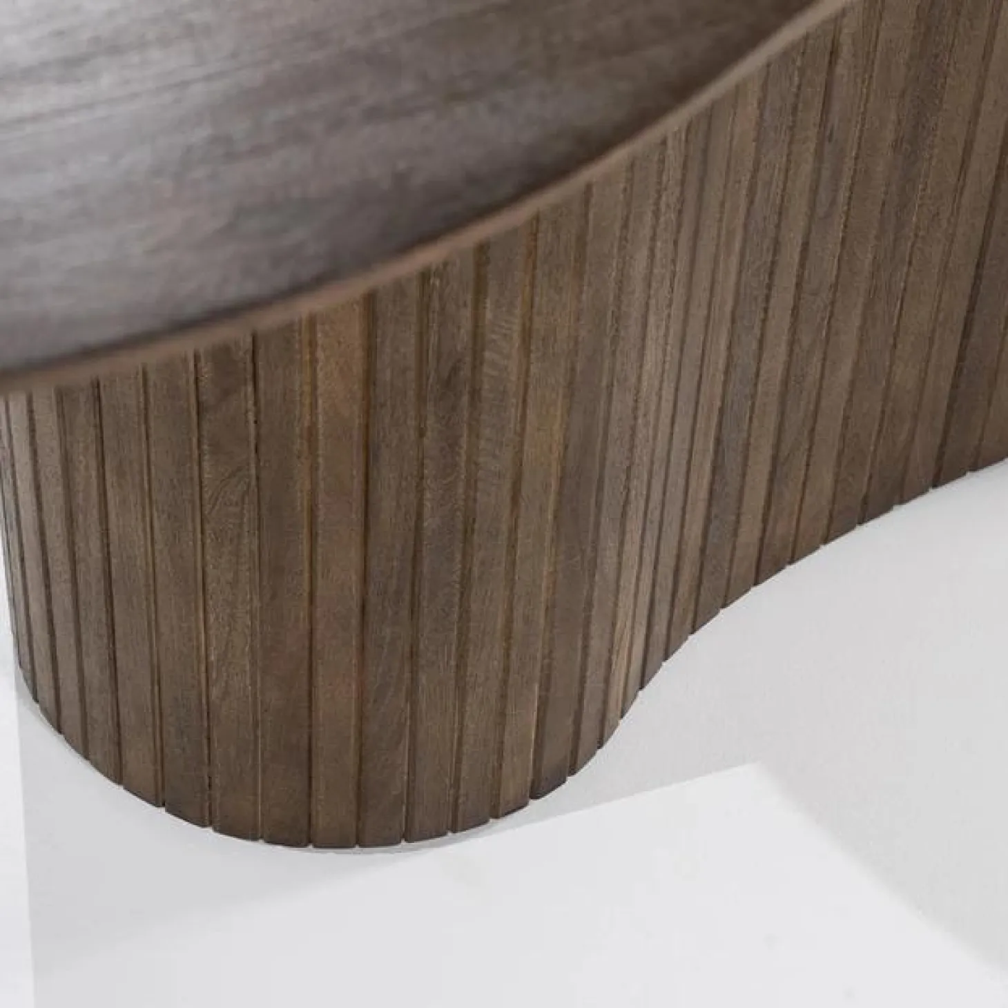 Organische Eettafel Jordy Mangohout 200 x 110cm - Bruin - Loft24.nl