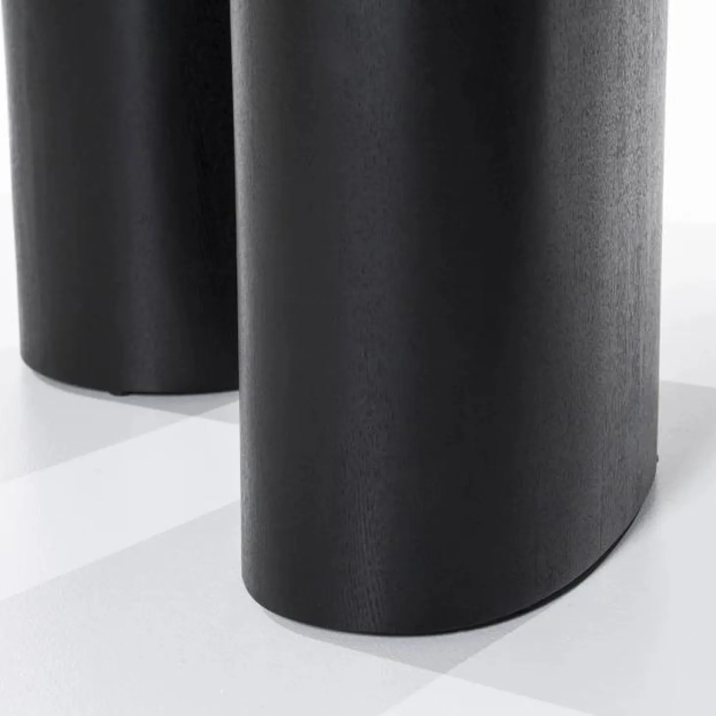 Organische Eettafel Walter Eikenhout 300 x 120cm - Zwart - Loft24.nl