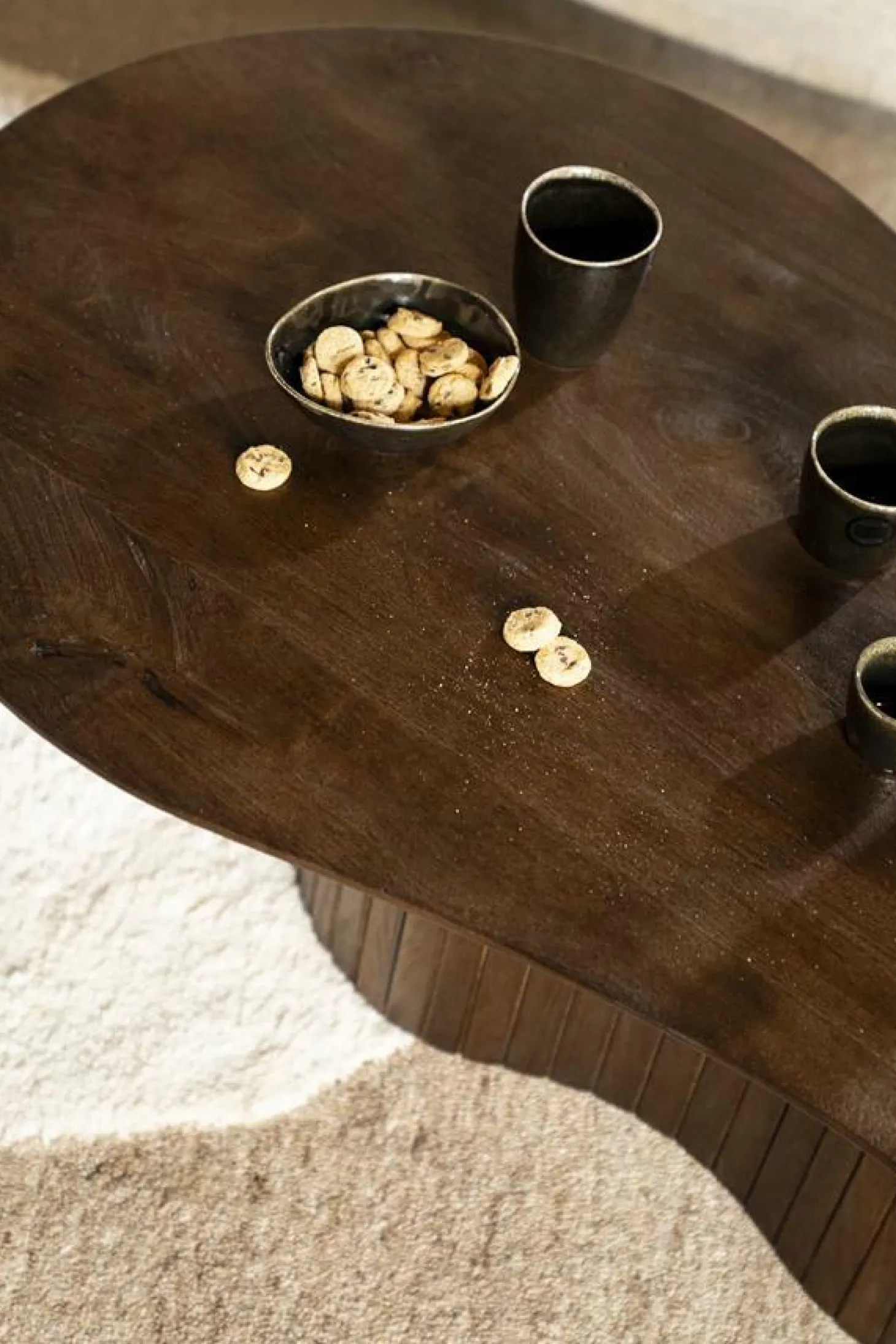 Organische Salontafel Jordy Mangohout Bruin - 130 x 70cm - Loft24.nl