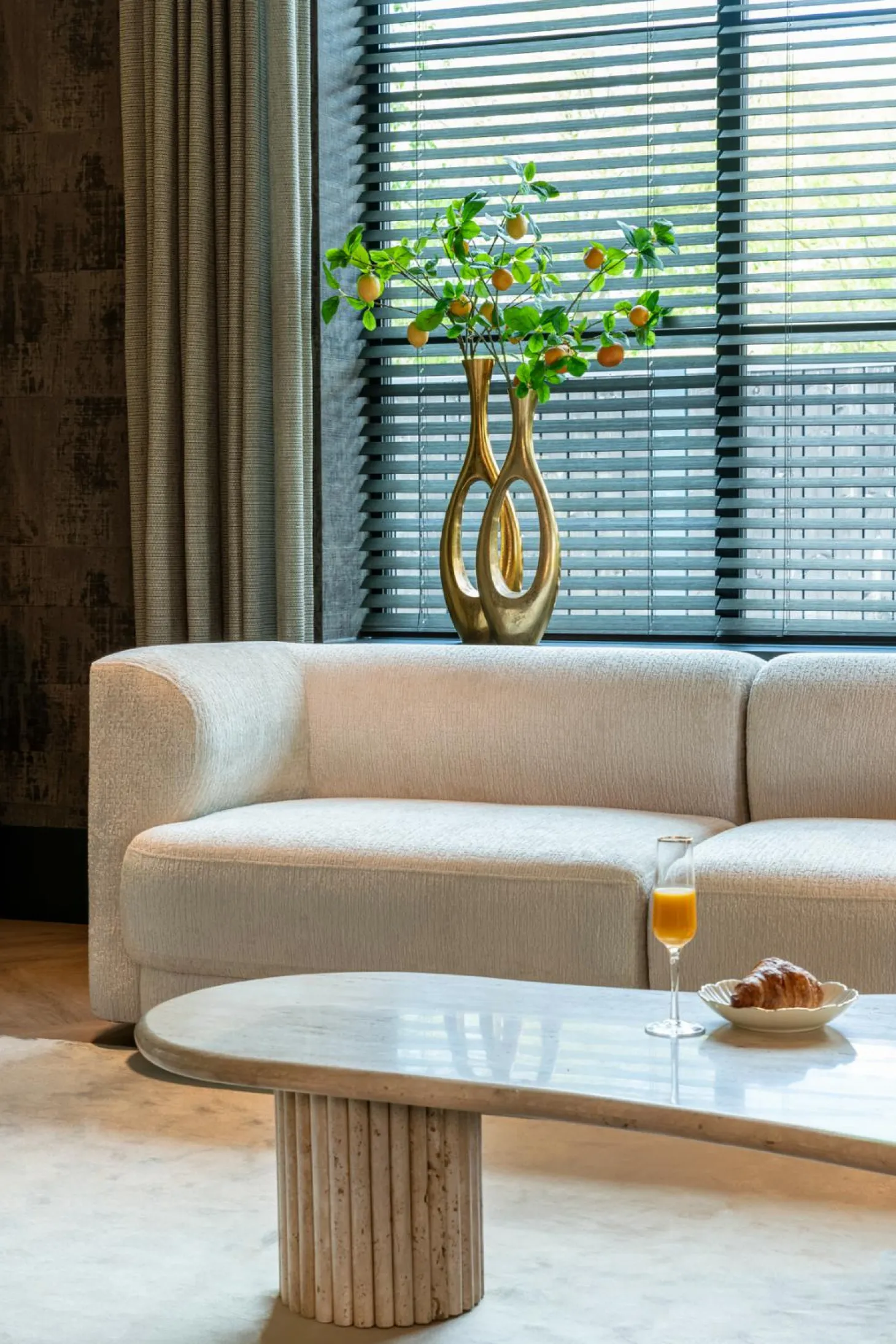 Organische Salontafel La Cantera travertin - Loft24.nl