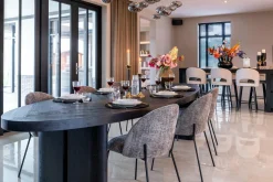 Ovale Eettafel eiken Lilly 330 x 120 cm - Zwart - Loft24.nl