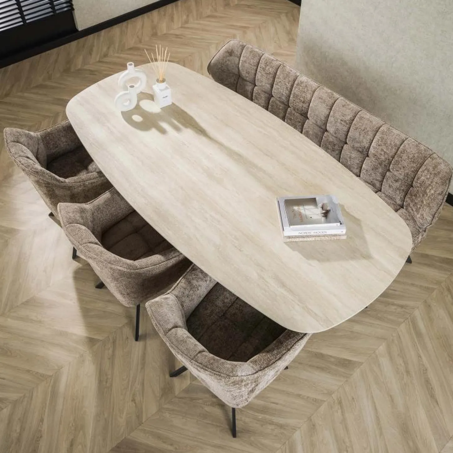 Ovale Eettafel Romano Keramiek in Travertin-look 215 x 105cm - Loft24.nl