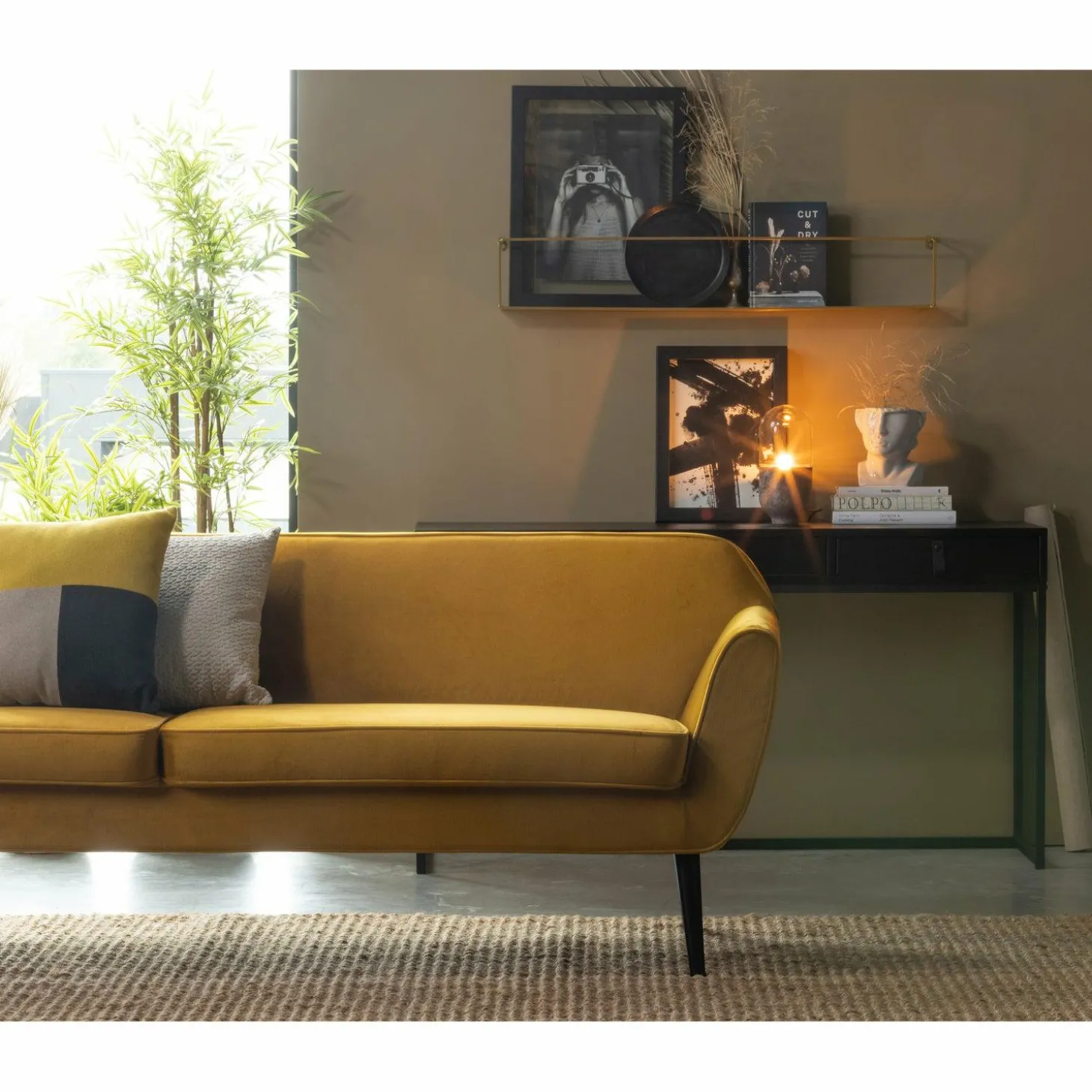 Rocco xl sofa 230 cm fluweel oker - Loft24.nl