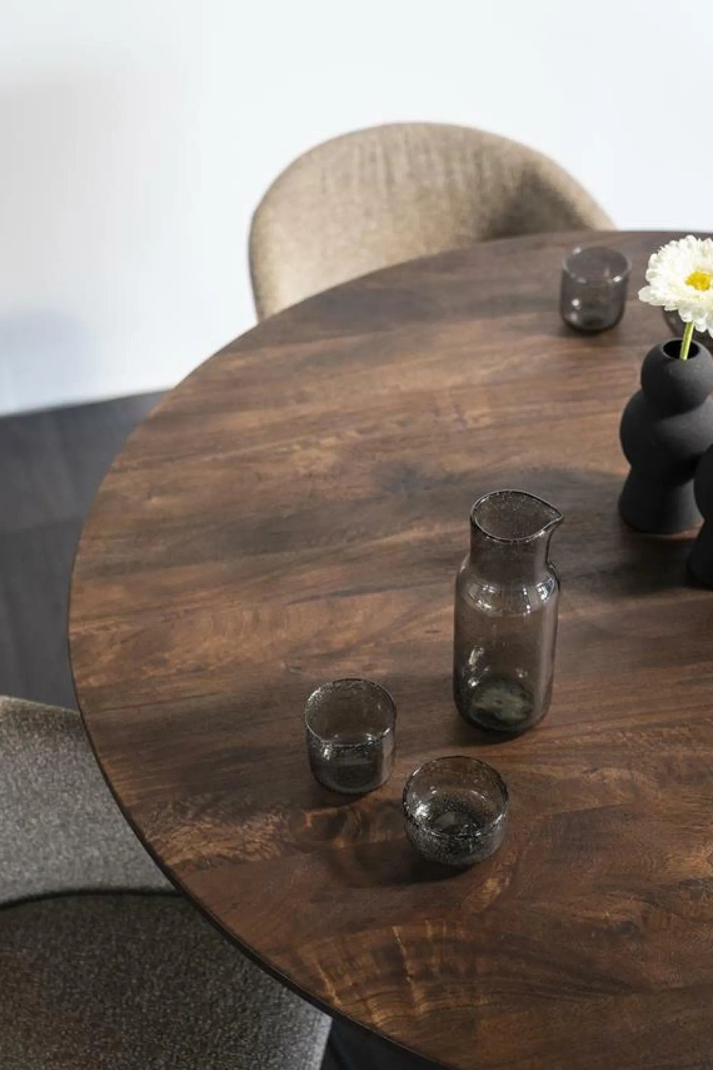 Ronde Eettafel Aron Mangohout Bruin - 130cm - Loft24.nl