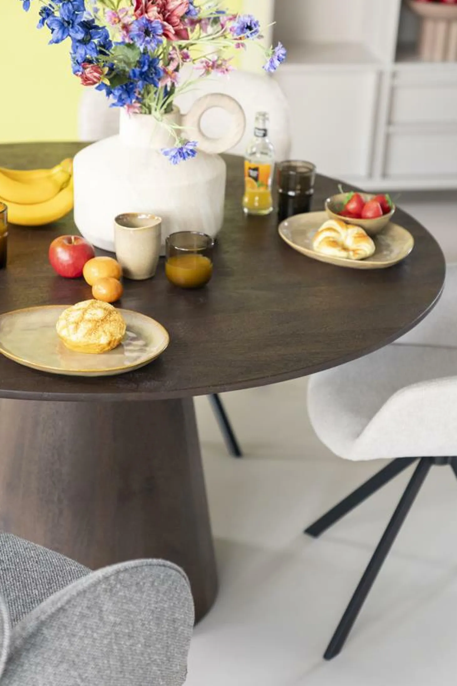 Ronde Eettafel Aron Mangohout Bruin - 130cm - Loft24.nl