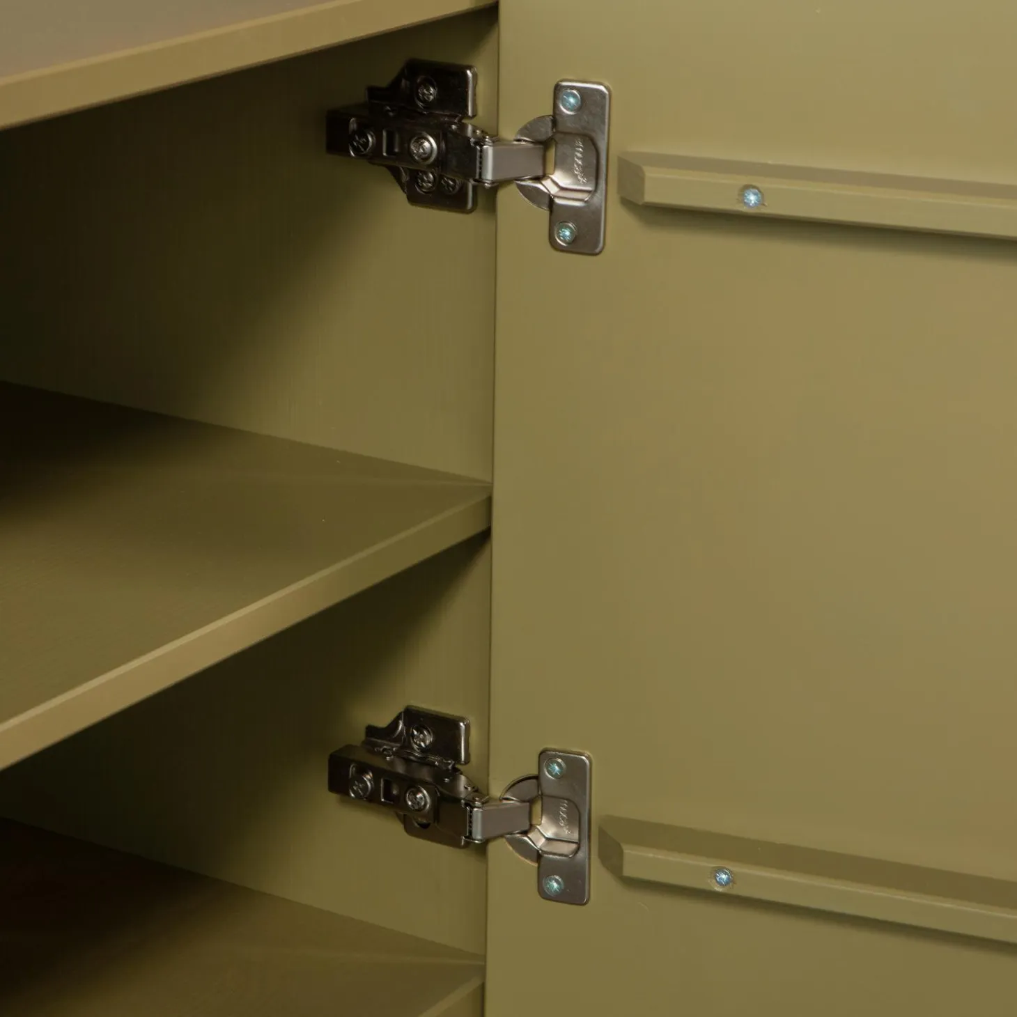 TV-meubel Basu Grenen 200cm - Moss - Loft24.nl