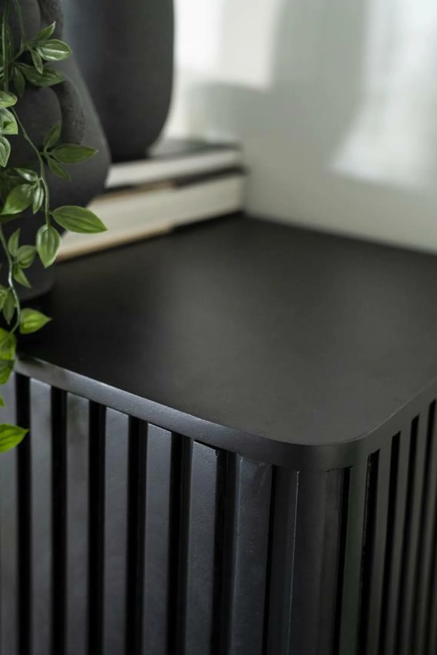 TV-meubel Remi Mangohout en Metaal 170cm - Zwart - Loft24.nl