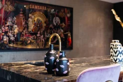 Vaas Kisses Resin kleur Zwart/Roze - Loft24.nl