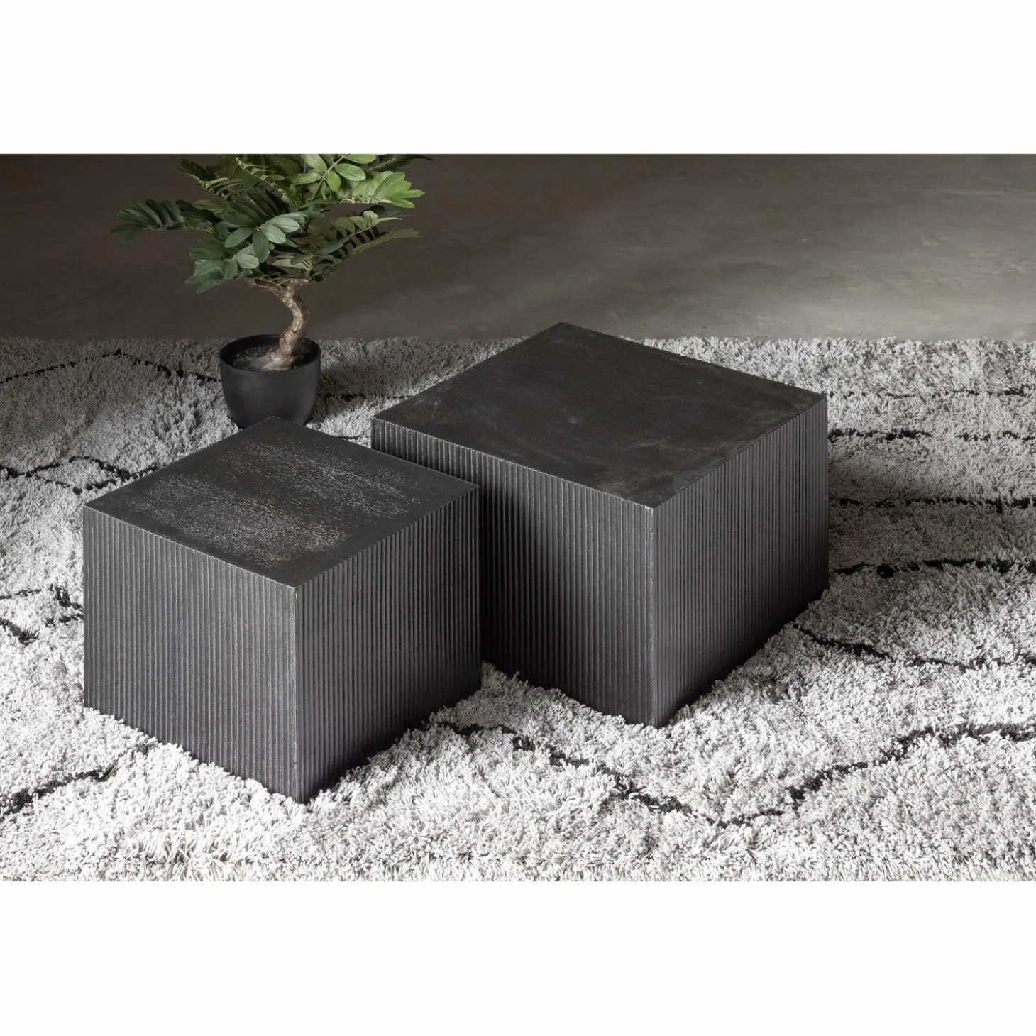 Vierkante Bijzettafel Sanne Set van 2 stuks zwart - Loft24.nl